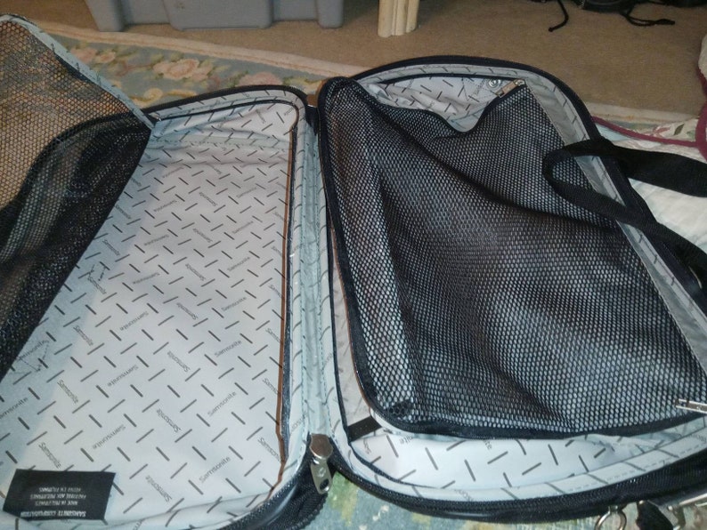 Retro Vintage carryon case Samsonite