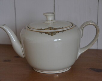 Théière en porcelaine à décor or, Zeh Scherzer Bavière