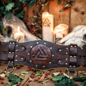 Wikinger Valknut Breitgürtel - gravierter breiter keltischer Ledergürtel in hochwertiger Qualität für LARP oder Cosplay