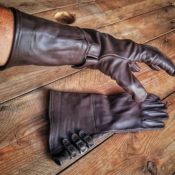 Handmade Leather Medieval Gloves with Three Decorative Buckles - Ideal for LARP, Cosplay, and Historical Reenactments