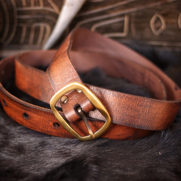 Full-Grain Leather belt 30mm wide, choose from multiple hardware, colour and lengths options, handmade belt