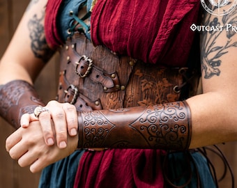 Dark Wizard Leather Bracer Mage Cosplay Costume Arm Guard LARP Wizardry Witchcraft Vambrace Medieval Sorcerer Gauntlet Dark Arts Accessory