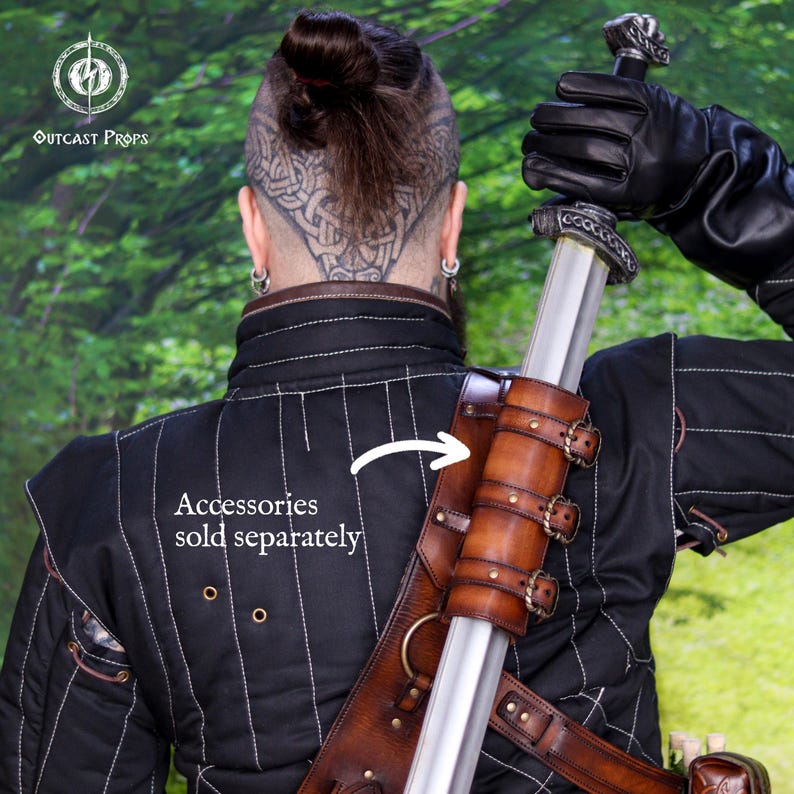 Ursine rustning läder Baldric Witcher inspirerad björn skolutrustning läderbandolier för LARP Cosplay handgjord justerbar sele bild 11