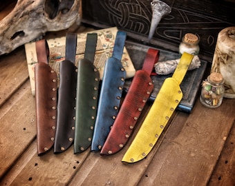 Magic Wand Leather Holster Riveted & Aged perfect sheath for wizzards to hang from your belt witch wand belt seath cosplay LARP