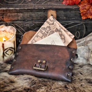 Leather plain hip bag, belt bag for larp, medieval purse steampunk, cosplay or fantasy costume. Wide Viking, celtic, elven or dwarf bag image 8