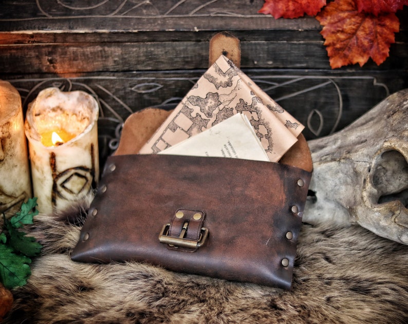 Leather plain hip bag, belt bag for larp, medieval purse steampunk, cosplay or fantasy costume. Wide Viking, celtic, elven or dwarf bag image 8