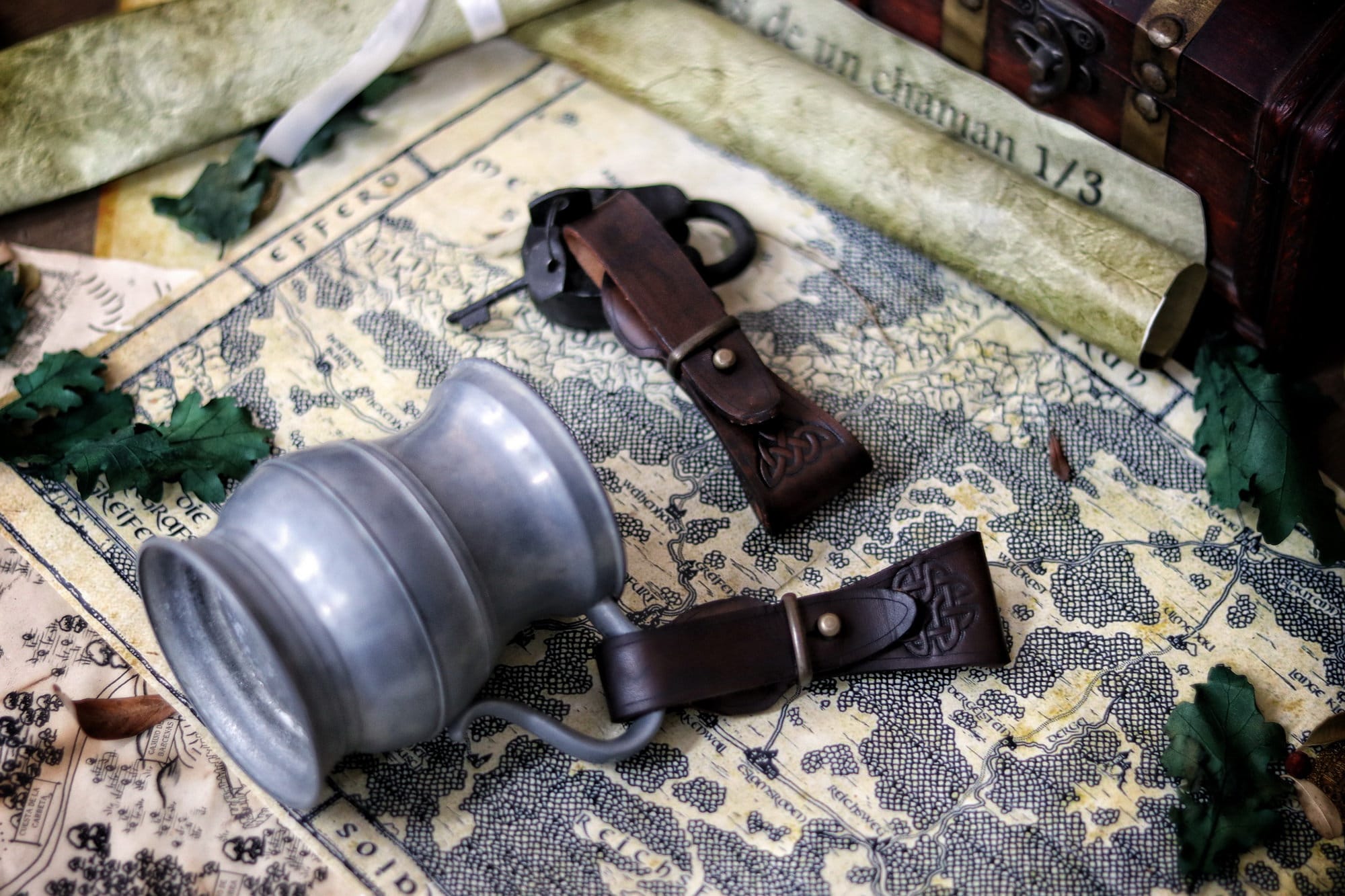 Leather Mug holder, tankard strap for belt, key ring holder, renaissance faire belt accesory, medieval viking celtic cosplay costume LARP