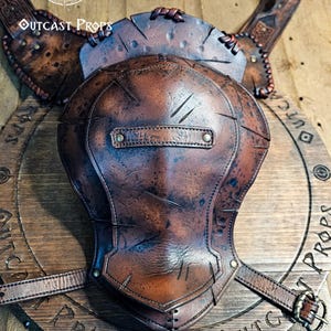 Leather Shoulder Armor for LARP Cosplay or Renaissance Fair Viking Pauldron Celtic Details Fantasy Warrior Costume Barbarian Shoulder Pad