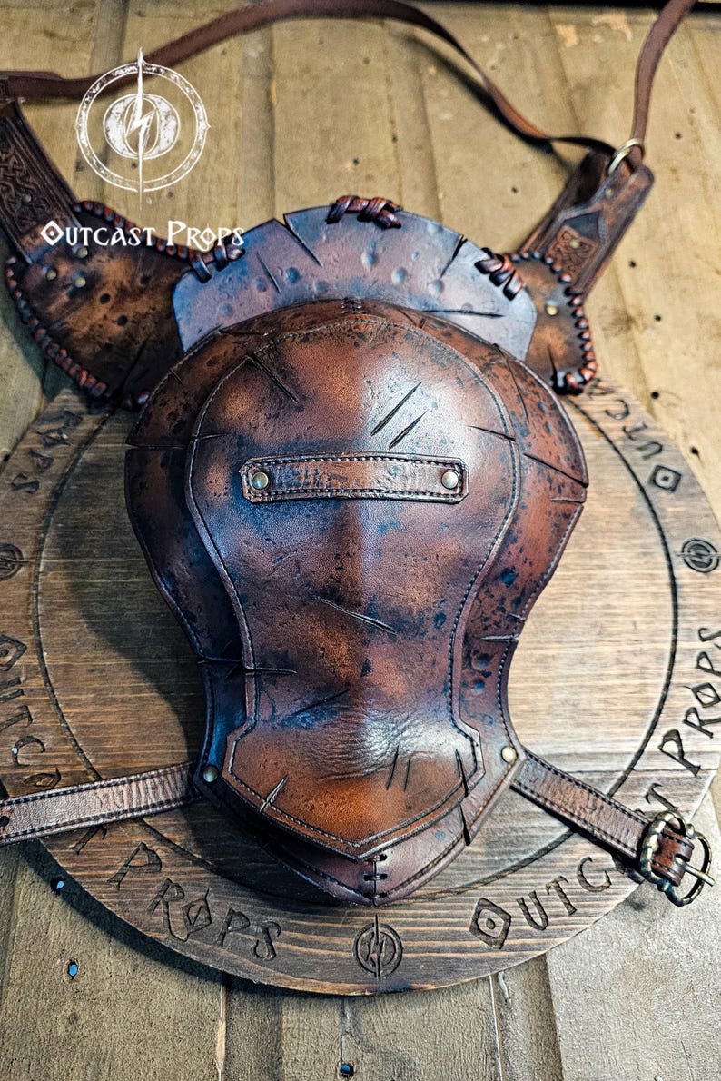 Leather Shoulder Armor for LARP Cosplay or Renaissance Fair Viking Pauldron Celtic Details Fantasy Warrior Costume Barbarian Shoulder Pad
