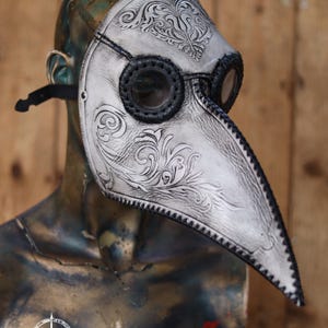 Leder Pestdoktor Maske gravierte Ledermaske Pestmaske Gothic Steampunk Kostüm Larp dunkle Linse Maske Dekor Renaissance Messe Maske Bild 14
