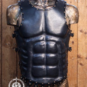 armatura romana, armatura greca, armatura da gladiatore, lorica musculata, corazza in pelle, armatura di Spartaco, armatura romana, cosplay, larp, armatura in pelle per uomini New Black