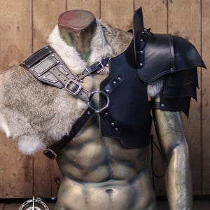Viking Leather Armor Leather Armor Men Viking Armor Men Leather Pauldron Leather Shoulder Armor Barbarian Armor LARP Armor Cosplay
