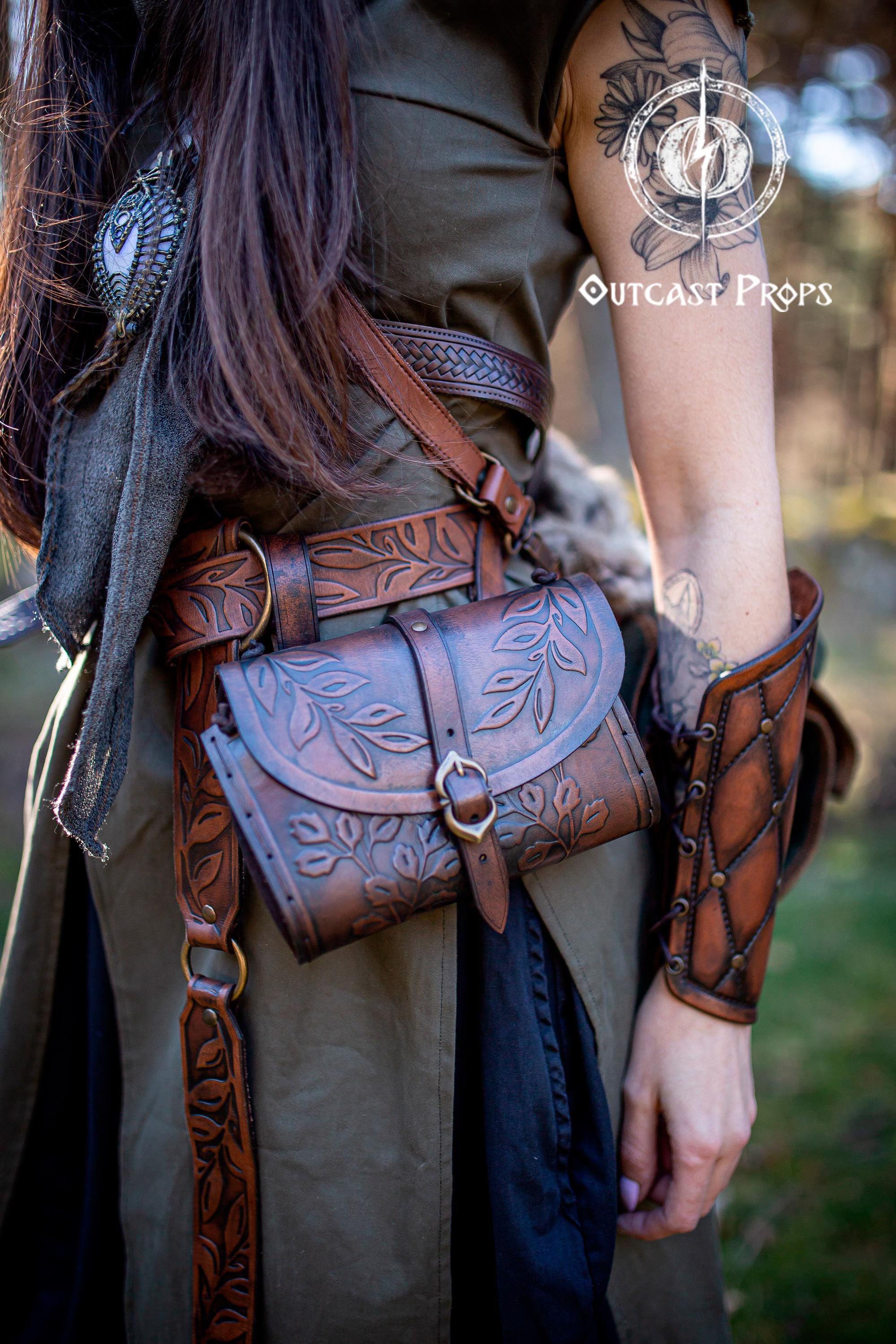 Floral Medieval Leather Hip Bag Pouch Embossed and Weathered Floral Medieval Leather Hip Bag Pouch Embossed and Weathered