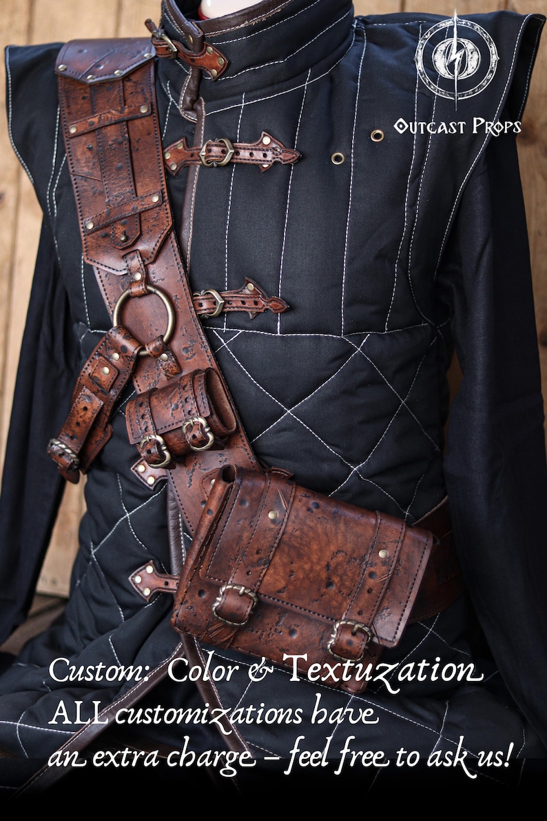 Ursine rustning läder Baldric Witcher inspirerad björn skolutrustning läderbandolier för LARP Cosplay handgjord justerbar sele bild 17