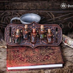 Porta pozioni con cintura ornata / Porta pozioni con cintura da 5 / LARP, cosplay, accessorio fantasy per alchimisti, avventurieri, steampunk, alchimisti, guaritori