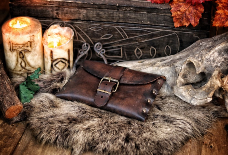 Leather plain hip bag, belt bag for larp, medieval purse steampunk, cosplay or fantasy costume. Wide Viking, celtic, elven or dwarf bag image 7