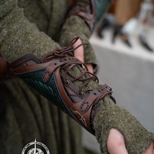 White tree leather bracers fantasy ranger armor LARP bracers medieval cosplay accessory elven warrior costume gear embossed vambraces