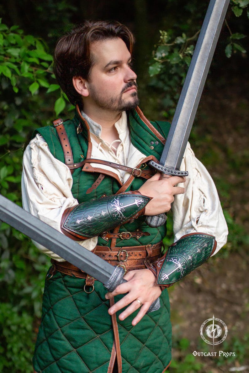 Aragorn Bracers Lord of the Ring leaher bracers Ranger armor