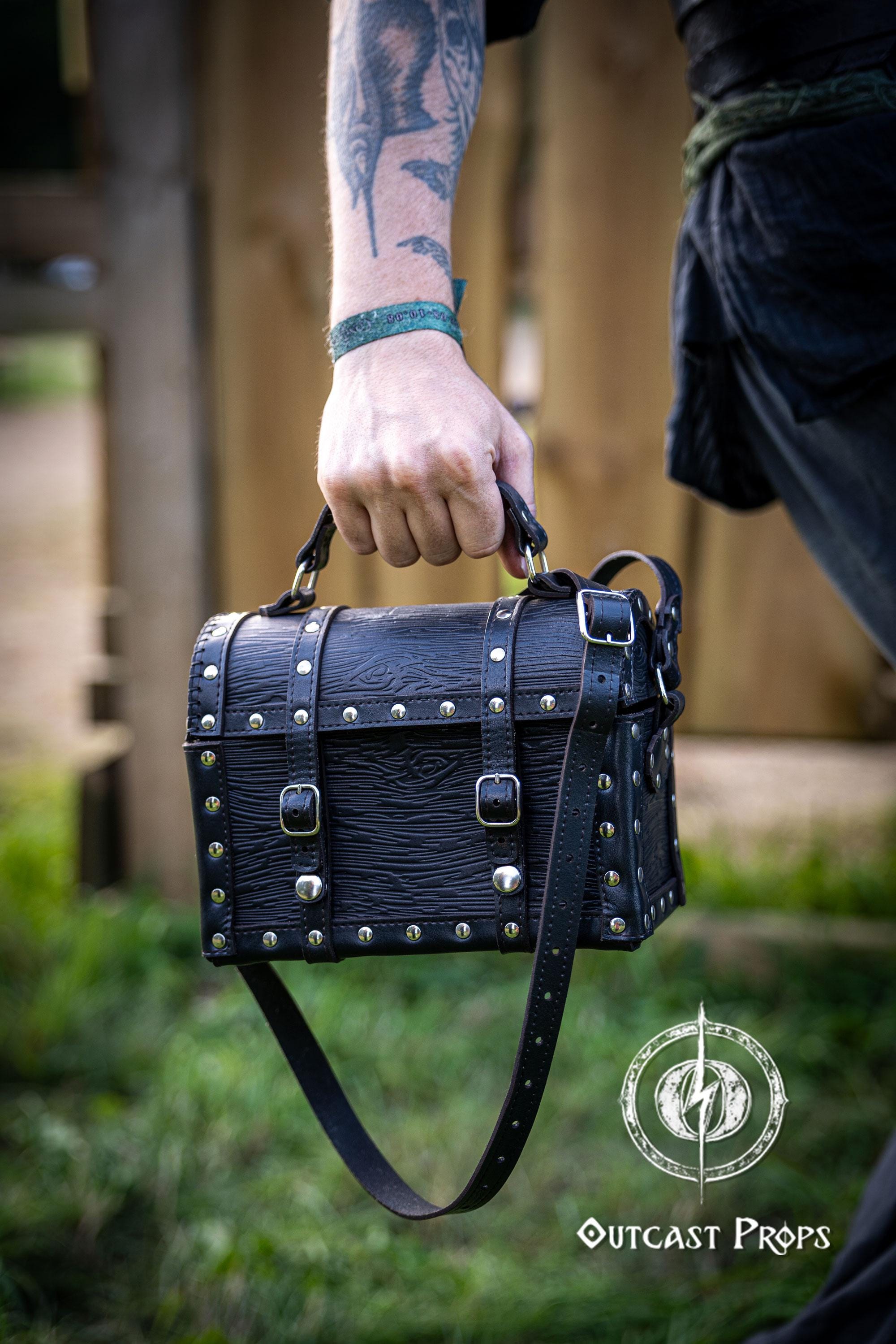 革製の宝箱、海賊のチェストバッグ、LARP海賊バックパック、宝箱の財布