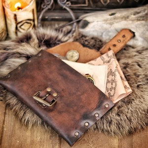 Leather plain hip bag, belt bag for larp, medieval purse steampunk, cosplay or fantasy costume. Wide Viking, celtic, elven or dwarf bag image 2