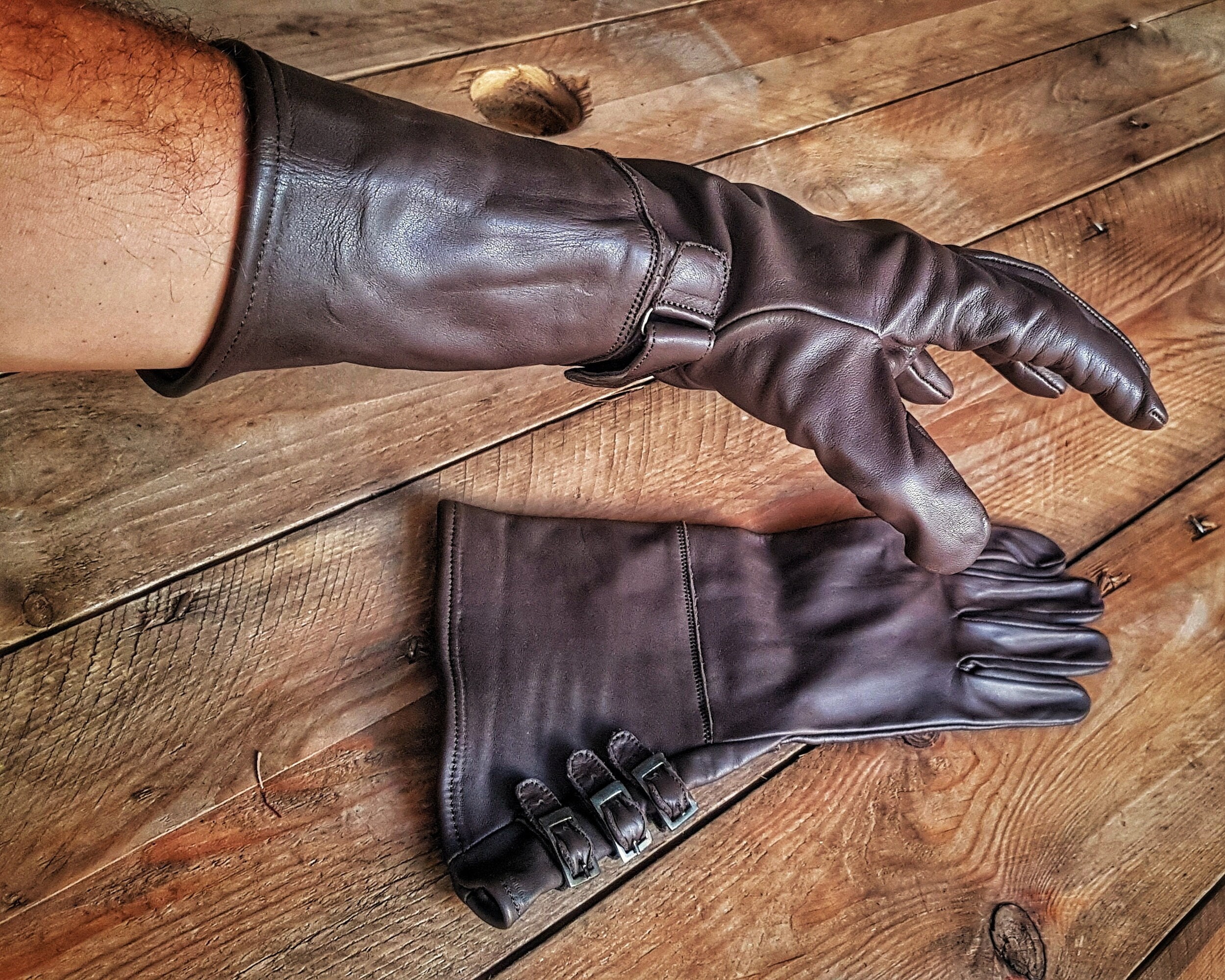 Celtic Leather Gloves - Brown