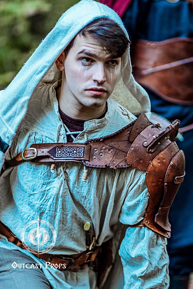 Leather Shoulder Armor for LARP Cosplay or Renaissance Fair Viking Pauldron Celtic Details Fantasy Warrior Costume Barbarian Shoulder Pad