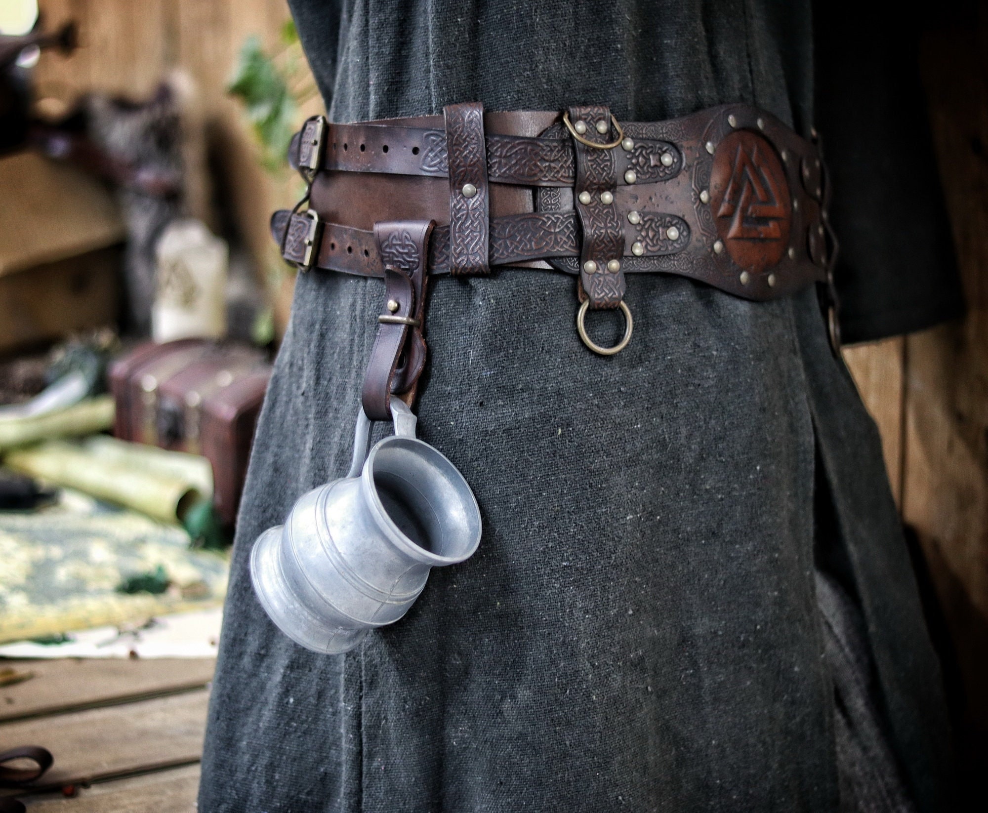 Leather Mug holder, tankard strap for belt, key ring holder, renaissance faire belt accesory, medieval viking celtic cosplay costume LARP