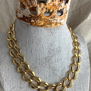 Napier Link Choker, 14&quot; long, 5/8&quot; wide, gold tone base metal, vintage 1960&#39;s, signed