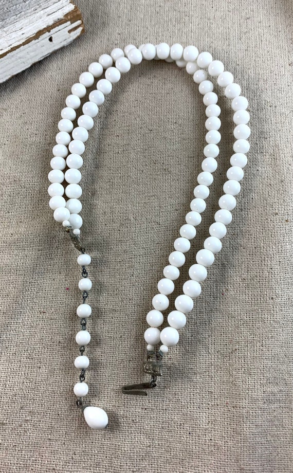 Vintage White Glass Bead Necklace from Japan, 12"… - image 2