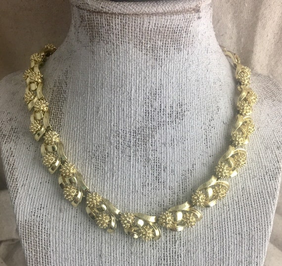 Vintage Coro Floral Necklace 16 long 14 mm wide gold | Etsy