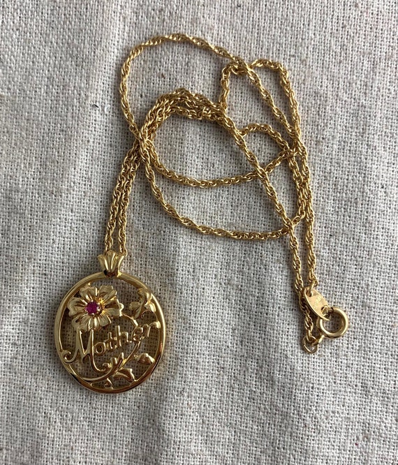 Avon Mother Pendant Necklace, 18" chain, 1 1/4" x… - image 4