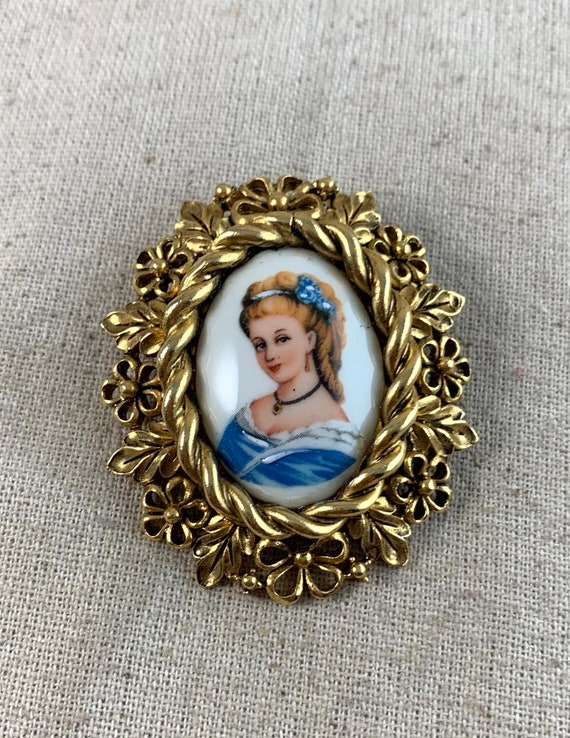 Graziano brooch sale