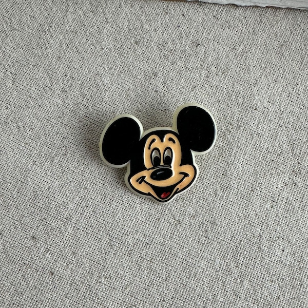 Mickey Mouse Pin, 1" x 1 1/2", Disney, Monogram Products, Inc, made in Santa Lucia, plastic