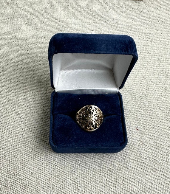Avon Ring, US size 8, 3/4" wide, filigree design,… - image 2