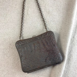 Victorian Faux Mesh Metal Coin Purse, 3&quot; x 3 1/2&quot;, 4&quot; chain drop, silver tone base metal, green liner present, oxidation, unbranded