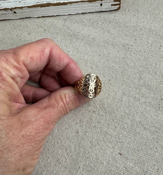 Avon Ring, US size 8, 3/4" wide, filigree design,… - image 5