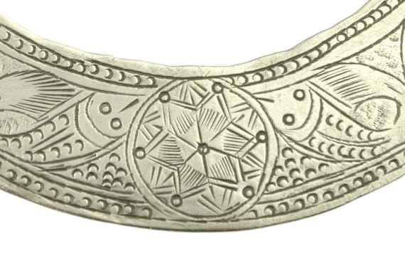 Old Amazigh Tunisian Tribal Fibula. Berber antique silver adornment