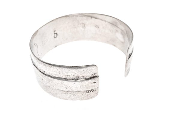 Antique high grade silver bracelet from Tunisia. Silver tribal Berber bracelet