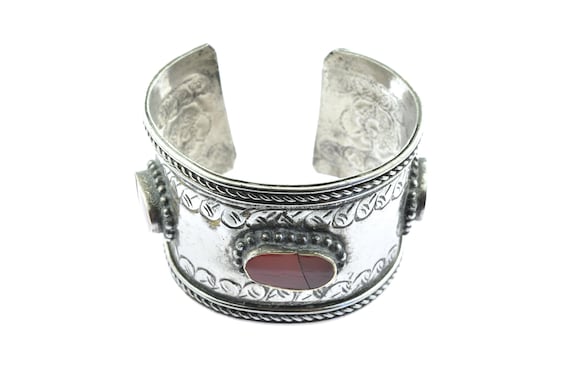 Old Turkmen Silver tribal Bracelet with Red Carnelian Gemstones
