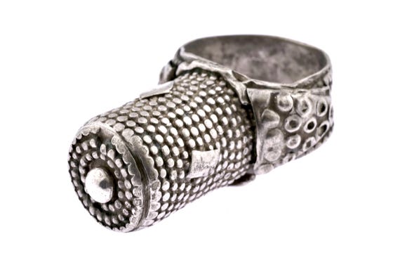 Authentic Rashaida ethnic silver ring, Yemeni tribal heritage piece