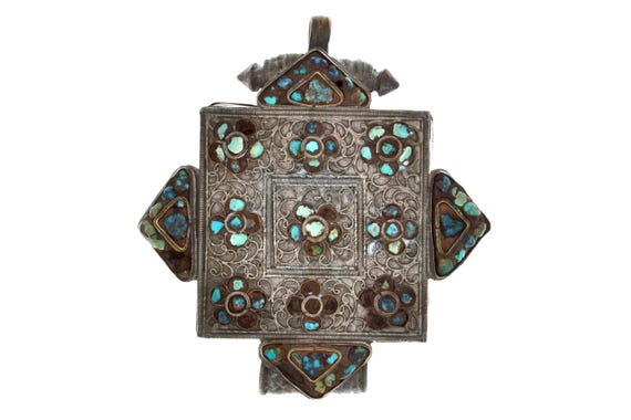 Antique Tibetan silver Gau Box with turquoises. Ga'u thub zhi. Old Amulet Ghau Box from Lhasa, Tibet