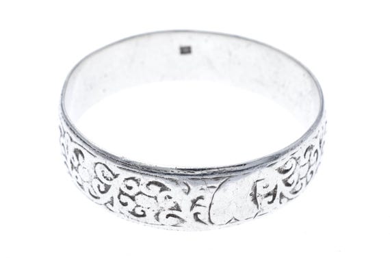 Old Berber Moroccan silver bracelet. High grade silver tribal amazigh bracelet