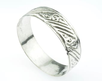 シルバーバングルブレスレット、アンティークモロッコシルバー