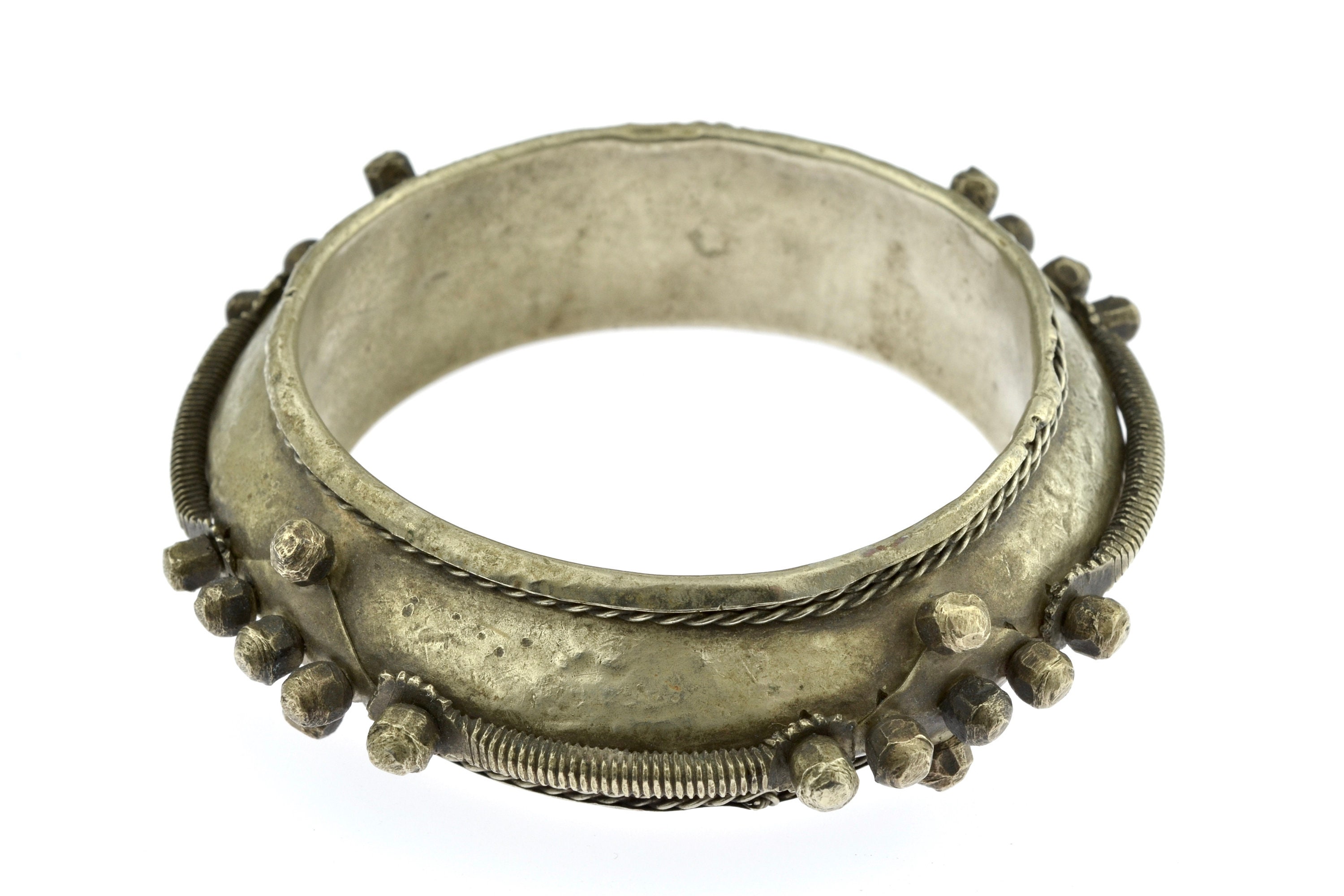 BRACELET Brand New Pure vintage antique tribal old silver link chain  bracelet handmade jewelry india at Rs 45 | New Items in Jaipur | ID:  19400261991