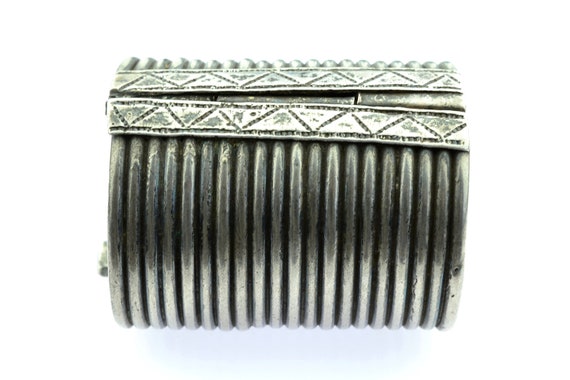Antique tribal Oromo silver bracelet. Heavy triba… - image 2