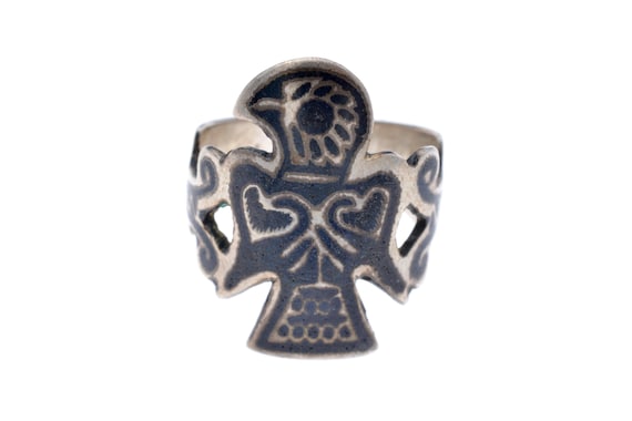 Caucasian Hazara Tribal Silver Ring: Peace Symbol with Central Dove Motif in Traditional Niello Craft