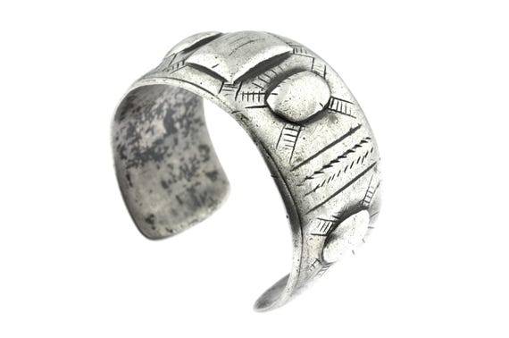 Antique Silver bracelet from Fayum Oasis. Rare High grade silver stamped from Egypt. Old Bedouin tribal cuff bracelet