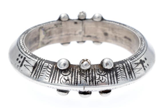 Rare Antique Silver Bracelet from South India. High Quality Antique Indian Ethnic Silver and niello Bracelet
