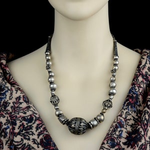 Old tribal necklace from Yemen. Silver Yemeni ethnic beads