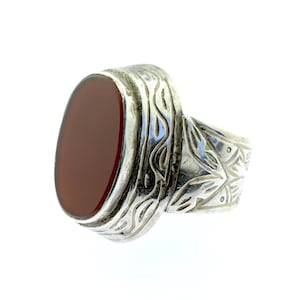 Antique Turkmenistan silver ethnic ring with oval carnelian gemstone. Old tribal Tekke jewellery
